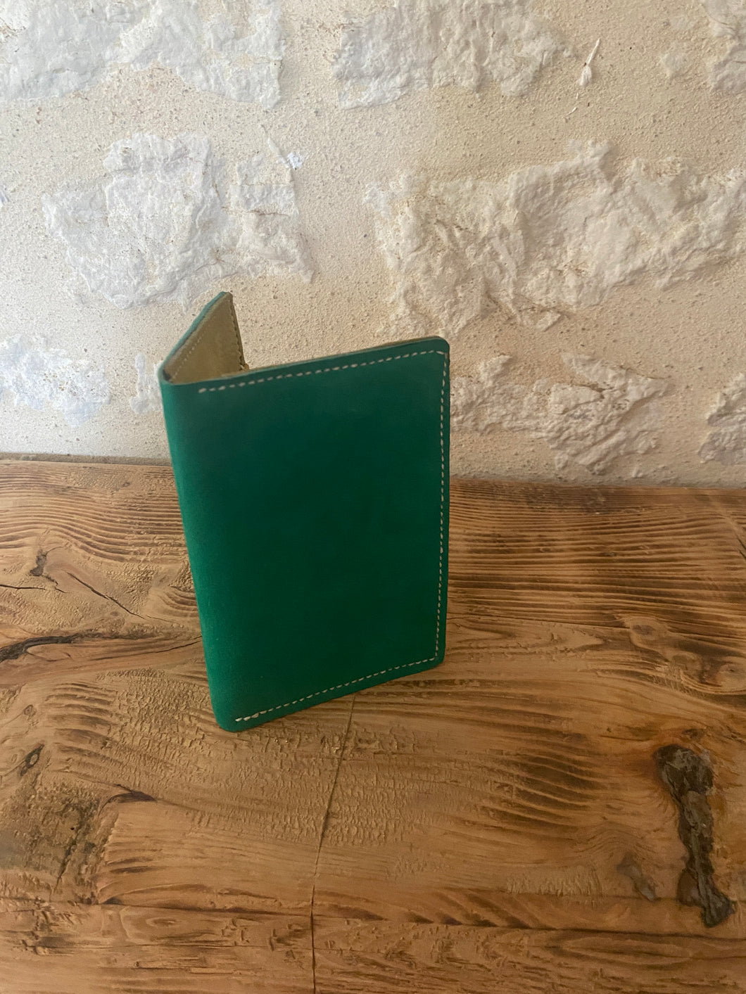 Porte papier en cuir vert